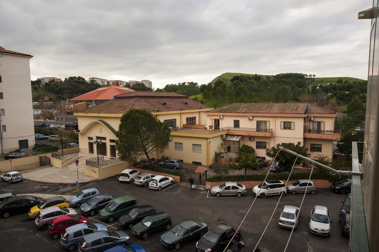 Alma B&B Crotone Exterior photo
