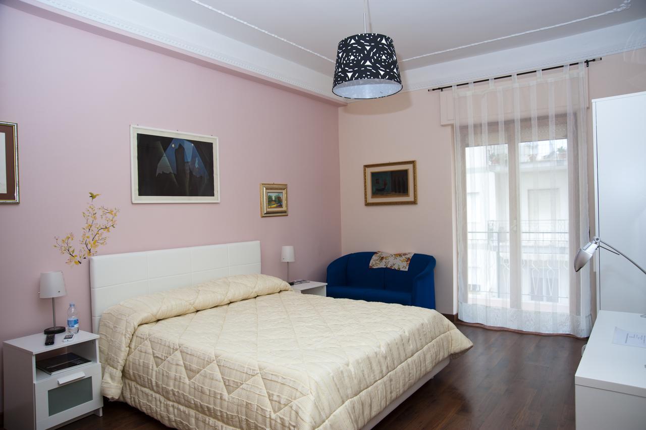 Alma B&B Crotone Exterior photo